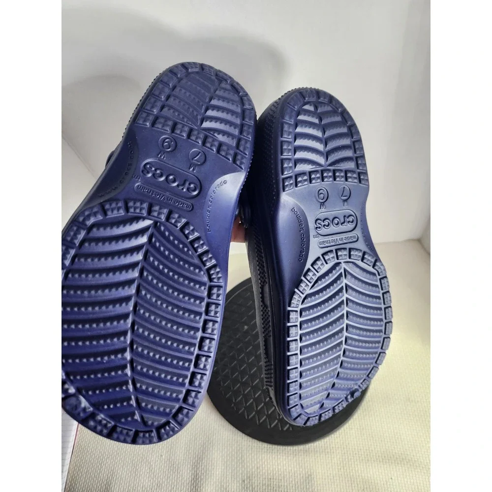 NWT Baya Sherpa Lined Crocs Clog Relaxed‎ Fit Navy Men's 7 Womens 9 Authentic